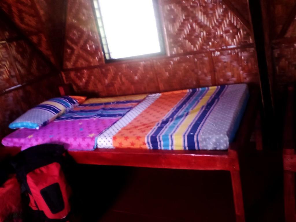 Lennon'S Place Backpacker Hostel Panglao Værelse billede