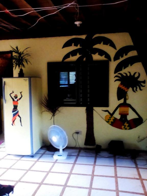 Lennon'S Place Backpacker Hostel Panglao Eksteriør billede