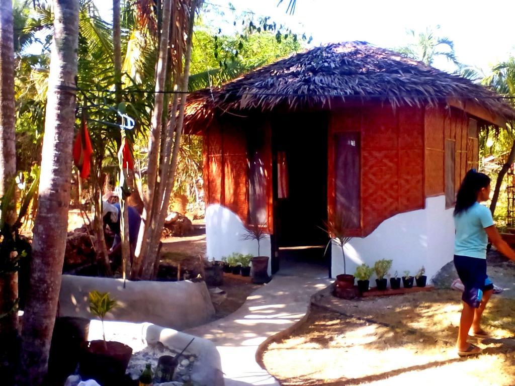 Lennon'S Place Backpacker Hostel Panglao Eksteriør billede