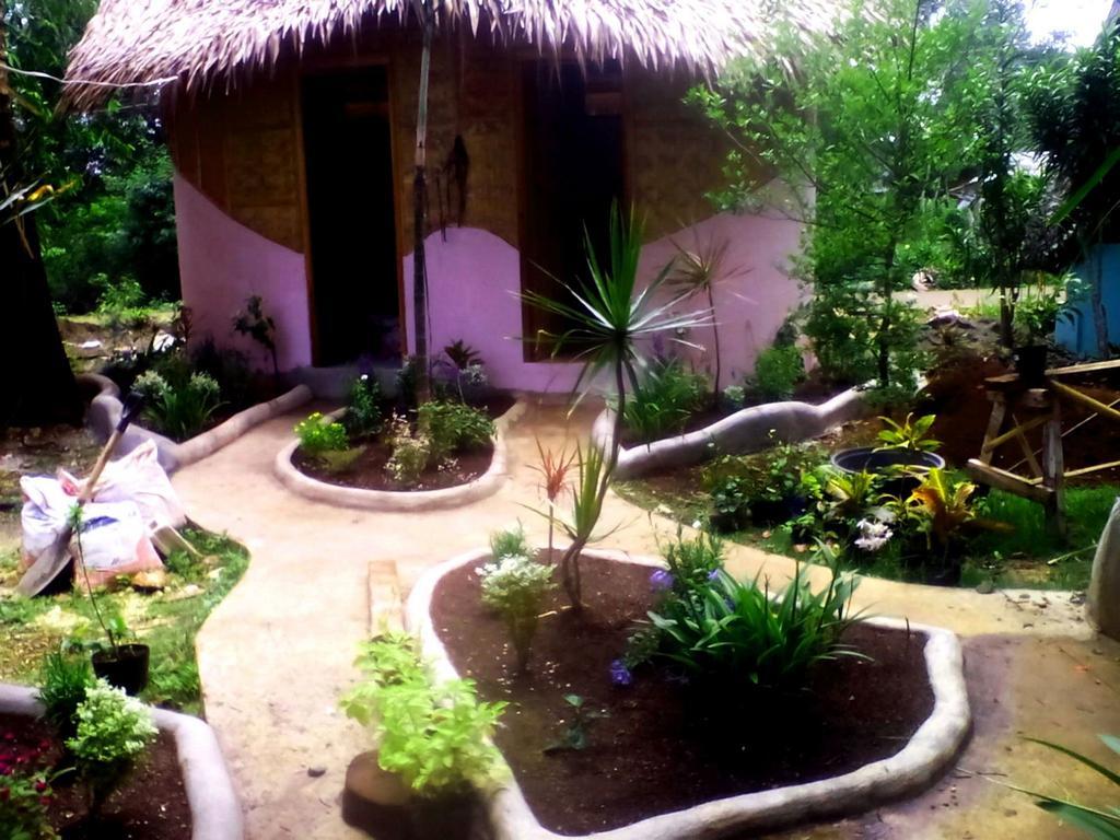 Lennon'S Place Backpacker Hostel Panglao Eksteriør billede